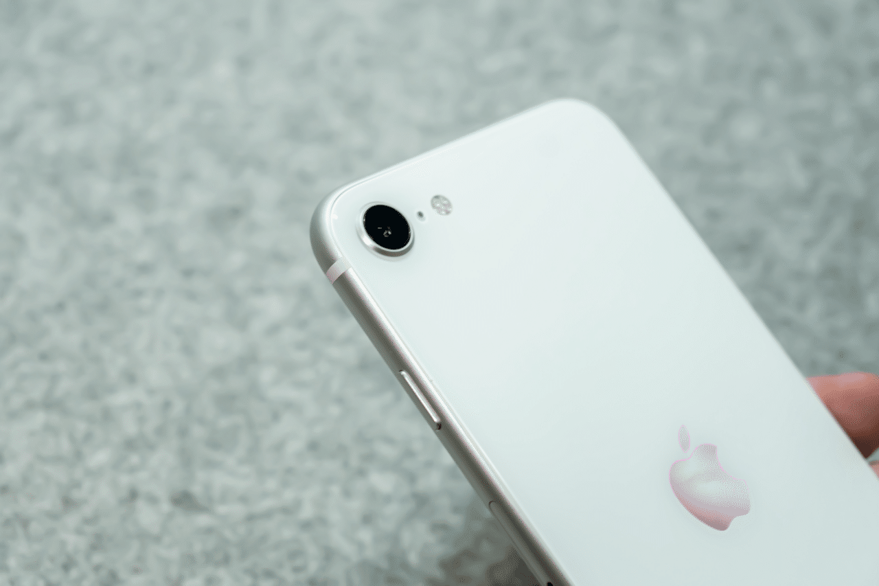 iPhone8 64GB Silver 新品未使用 iPhone 8 Plus Gold 64 GB au ほぼ未使用