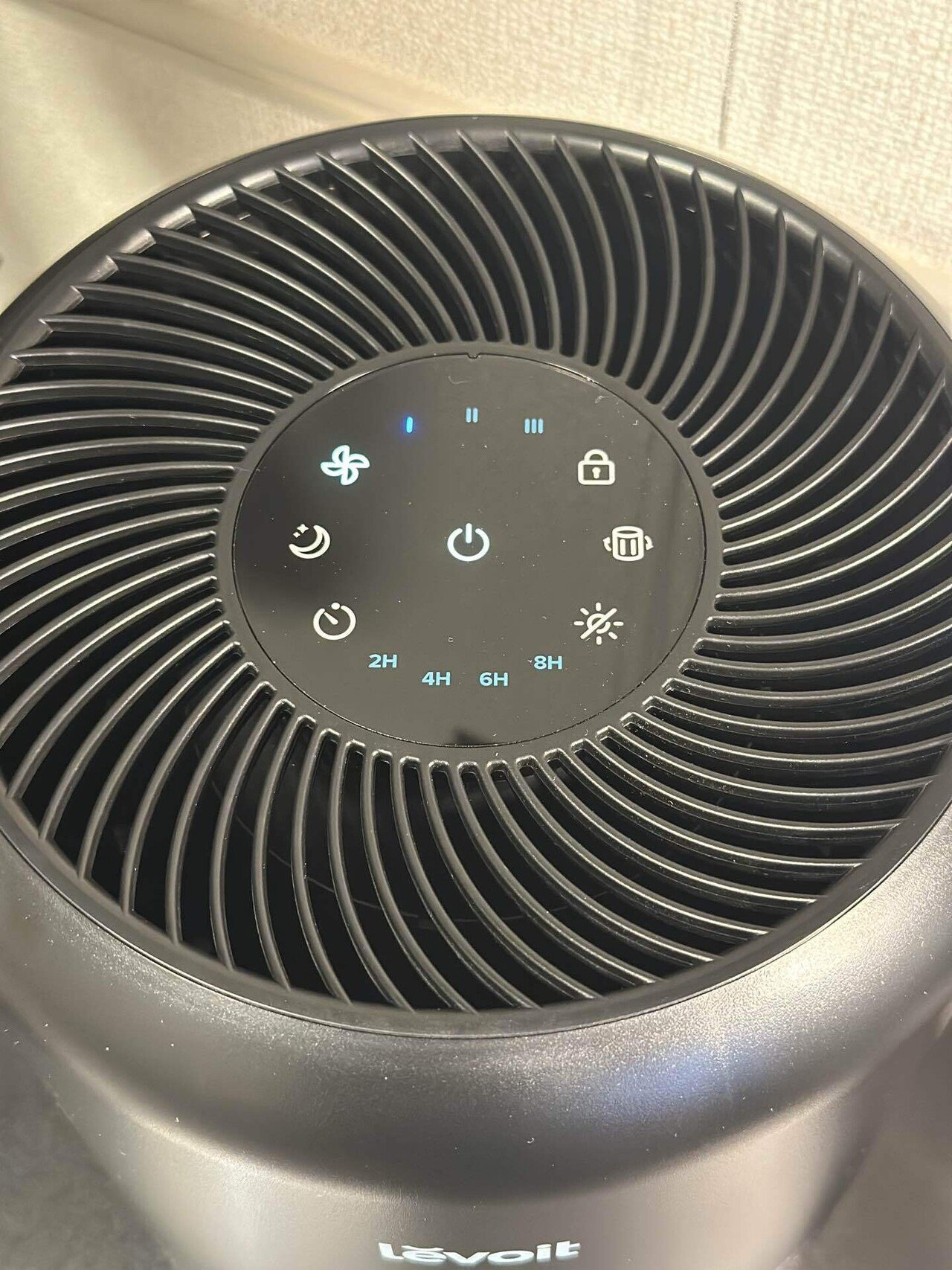 1ヶ月レビュー】Levoit 空気清浄機 Core 300｜げすと