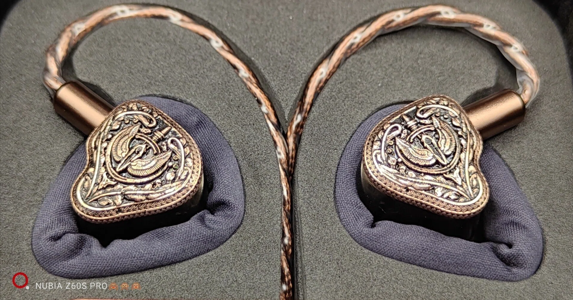 m*u様 flipsears AEGIS イヤホン FlipEars Aegis Hybrid Universal IEMs | Bloom Audio