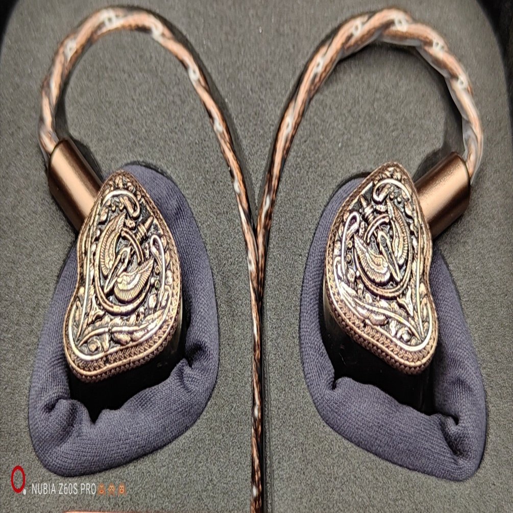 m*u様 flipsears AEGIS イヤホン m*u様 flipsears AEGIS イヤホン □FlipEars Aegis 紹介｜イヤホン