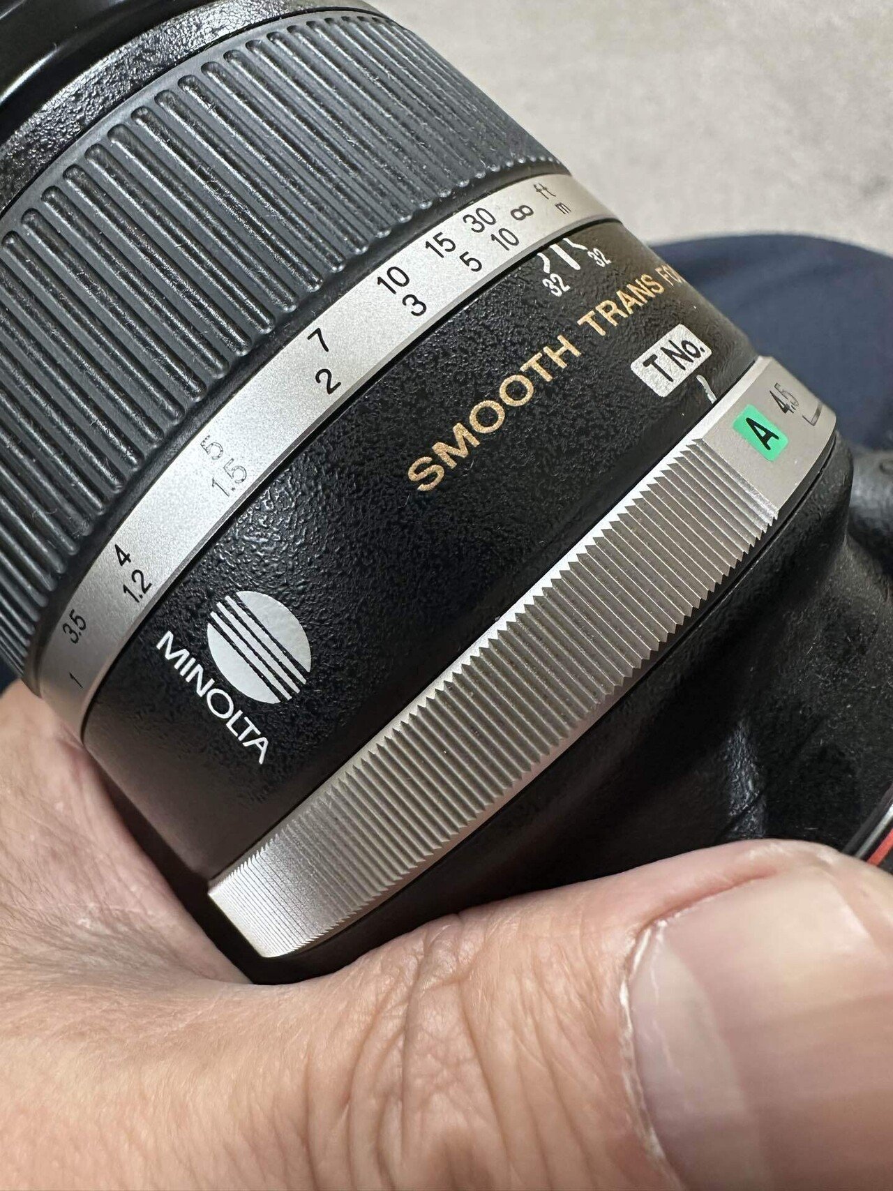 MINOLTA STF135 F2.8 レンズ Amazon | Konica Minolta STF 135mm F2.8(T4.5) STF135F2.8