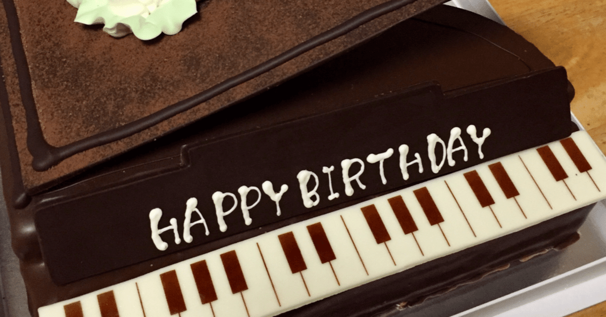 藤井風 JAZZ &PIANO バッジ Happy Birthday To You」をジャズ