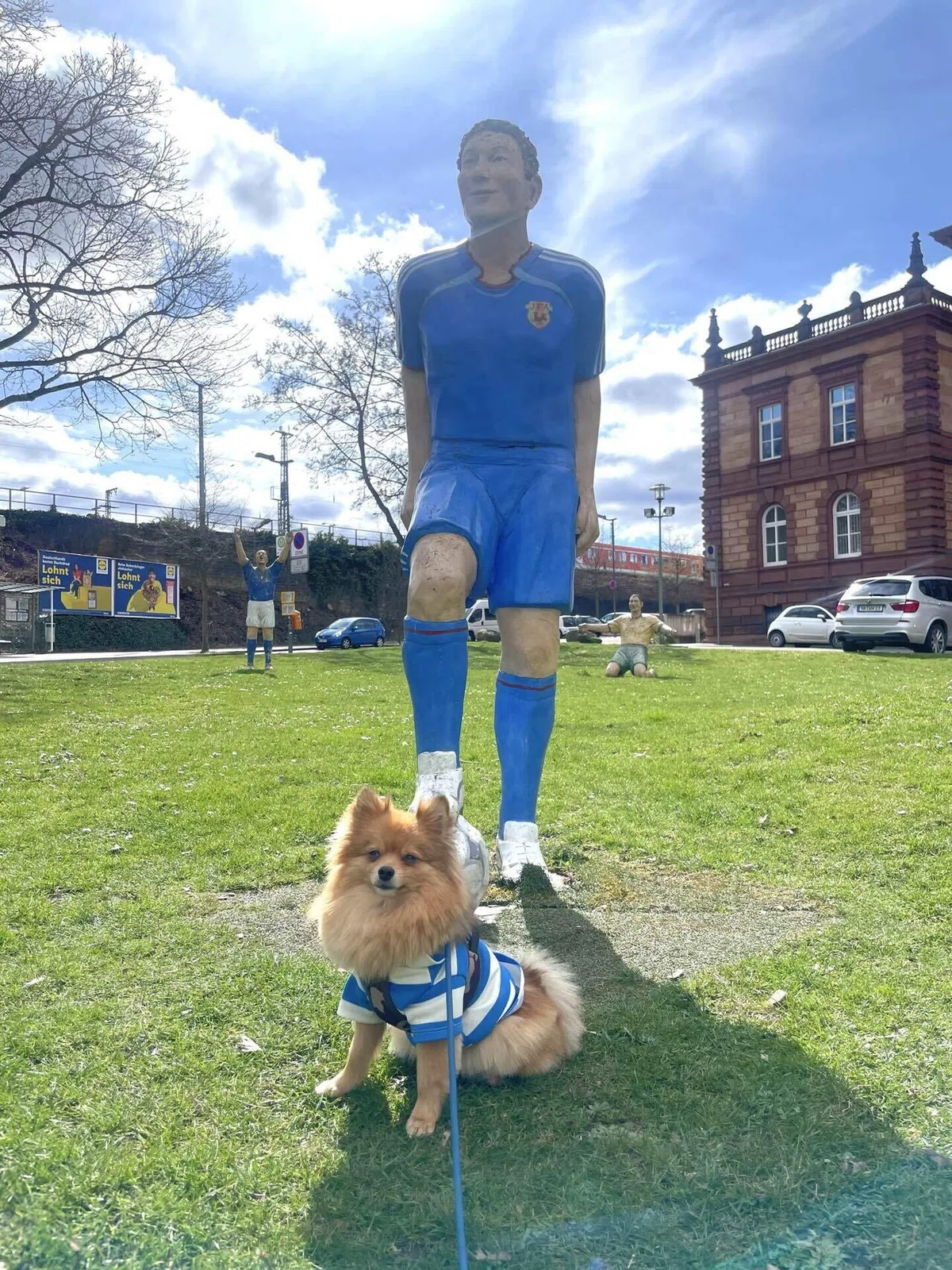 [City Introduction] That Meme City!? What is Kaiserslautern?｜ぽむぽん🥨ポメと ...