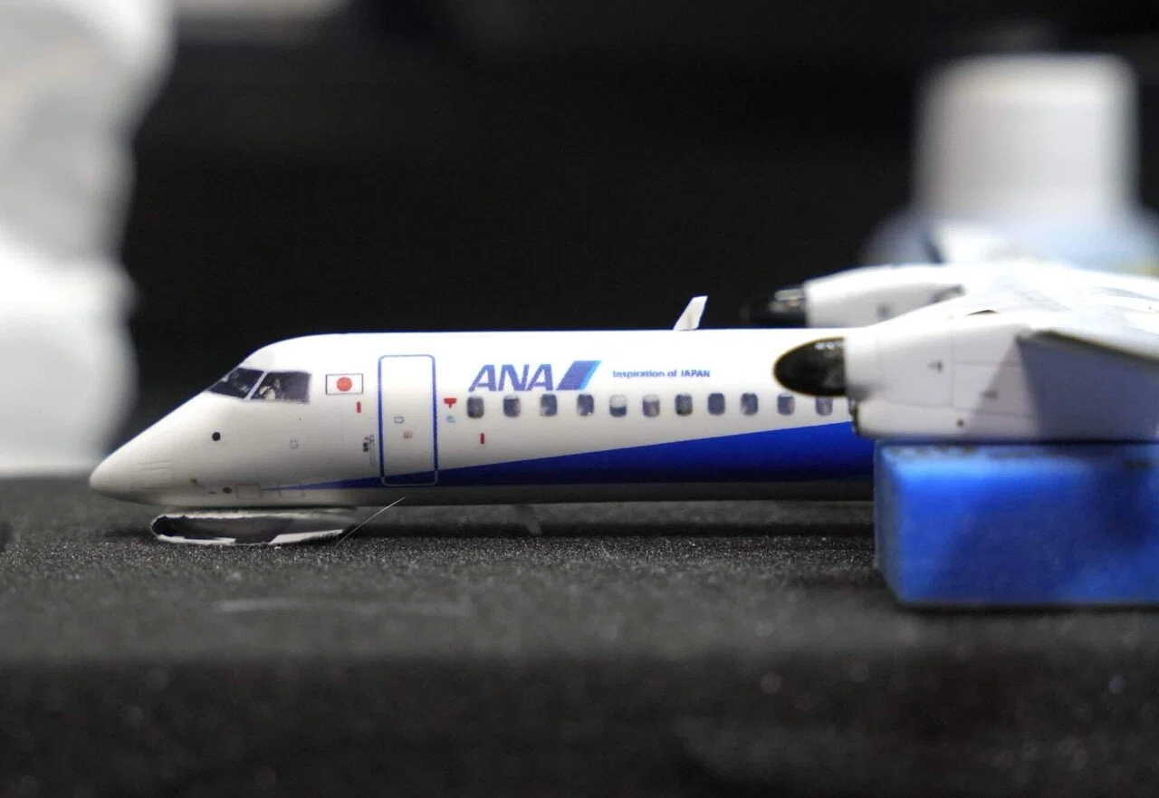 フルスクラッチ DHC-8-400 1/200 ｜マキビシ小次郎