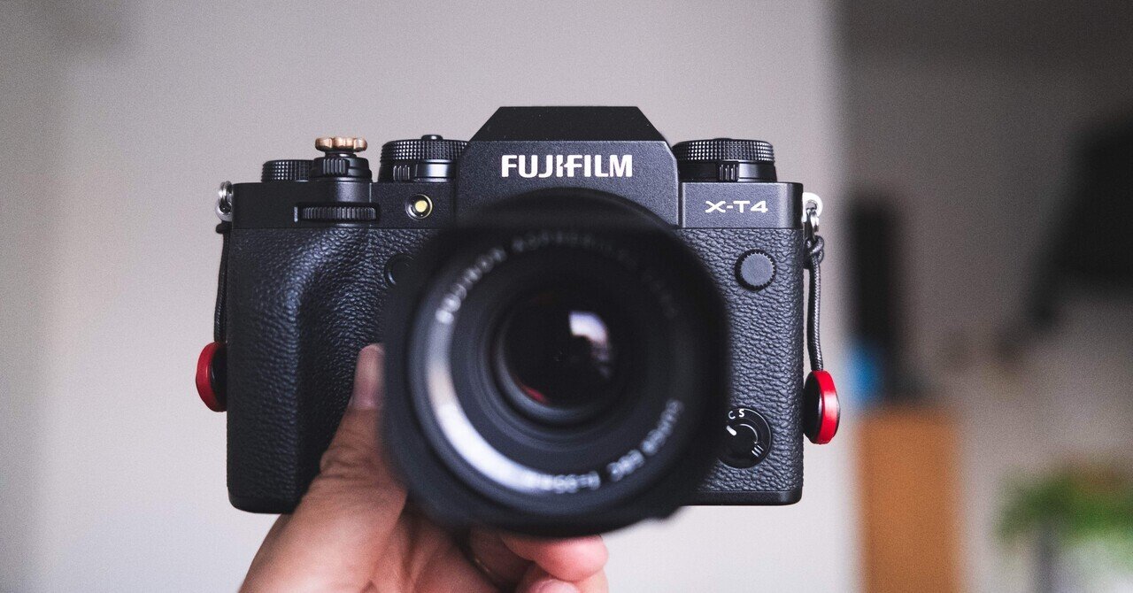 中古 FUJIFILM X-E2 FUJINON XF 18-55mm F2.8-4 R LM OIS レンズキット カメラ N4316645 富士フイルム FUJIFILM X-E2 18-55mm レンズキット ブラック ミラー