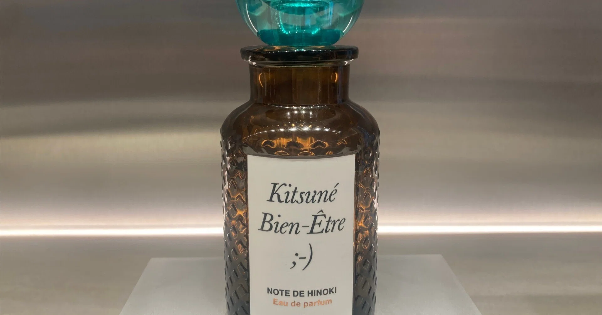 日本とフランスの“美意識”がひとつに。メゾンキツネの新香水「Note de