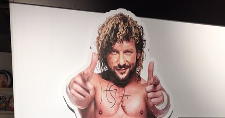 新日本プロレス AEW DDT ケニー・オメガ キンプロ カード