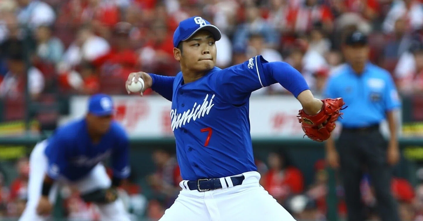 フィールドBOX】マツダスタジアムの最前列 年間席で観戦｜年中夢求会