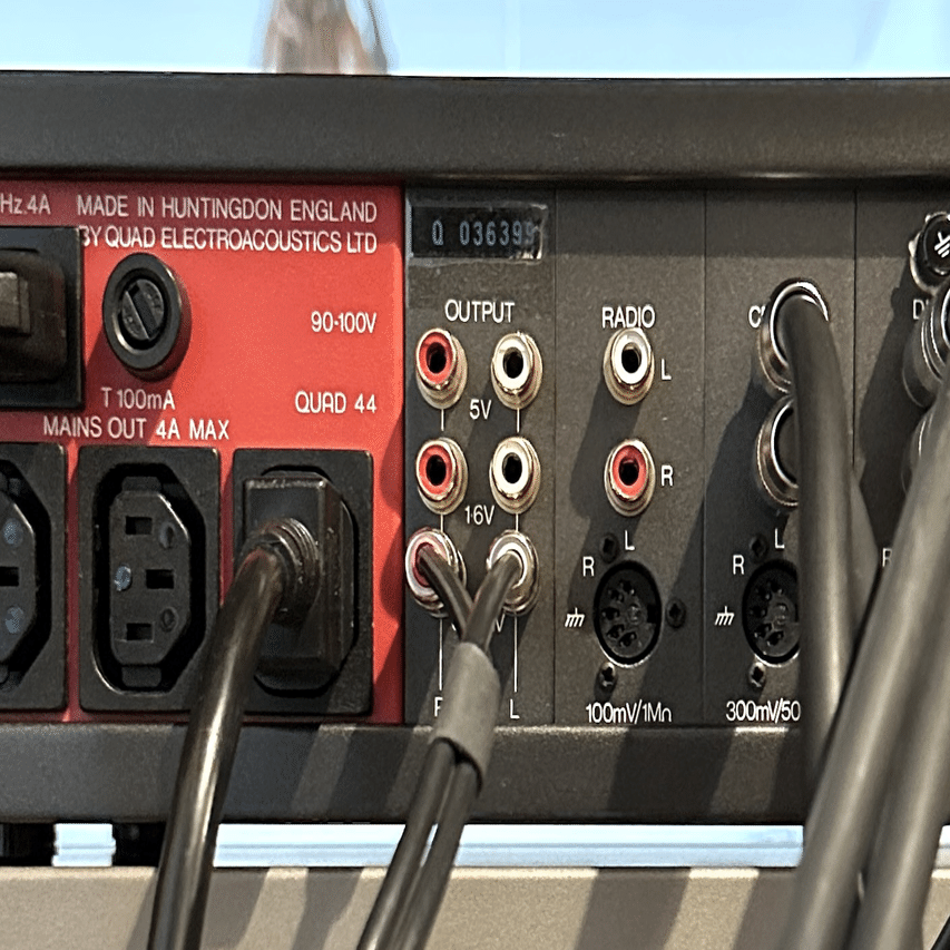 英国QUADのアンプ③【オーディオ】｜Chappy