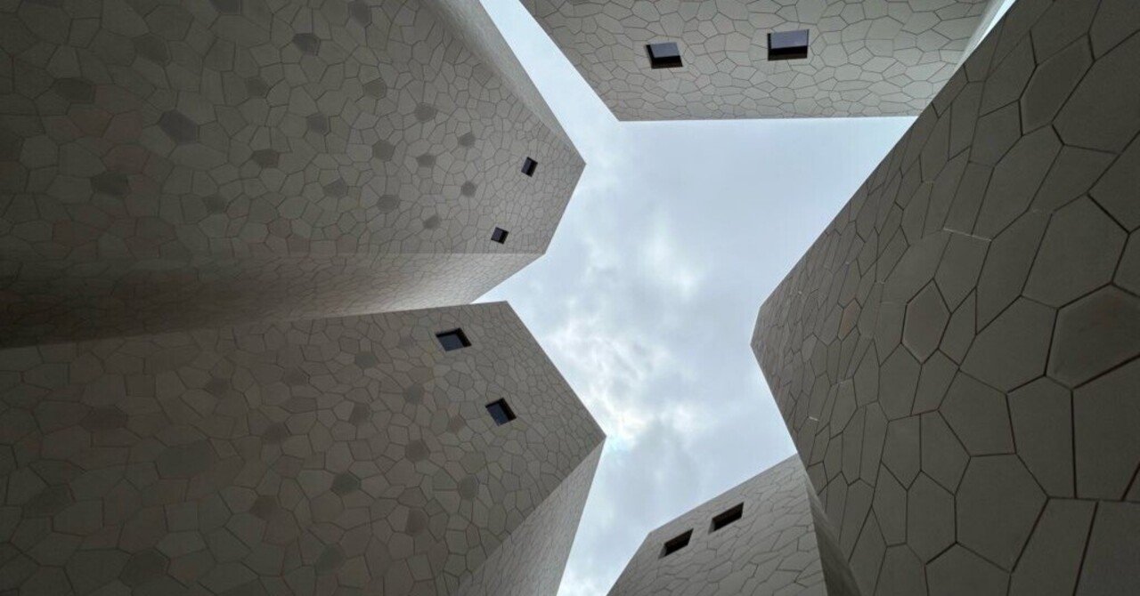 大阪万博 サウジアラビア館 風景小物入れ 大阪万博のサウジアラビア館