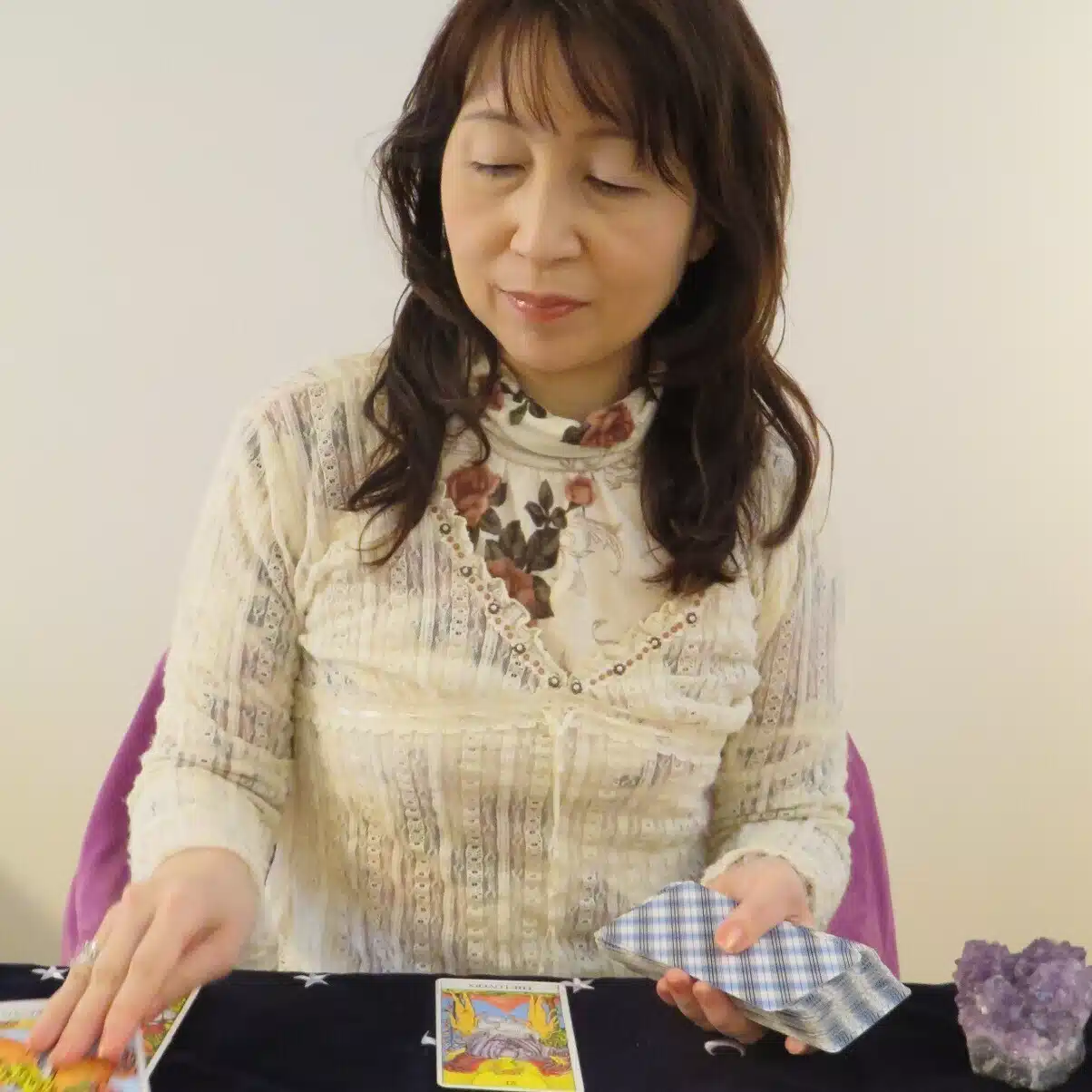 ひすい あみ　スピリチュアル恋愛カウンセラー