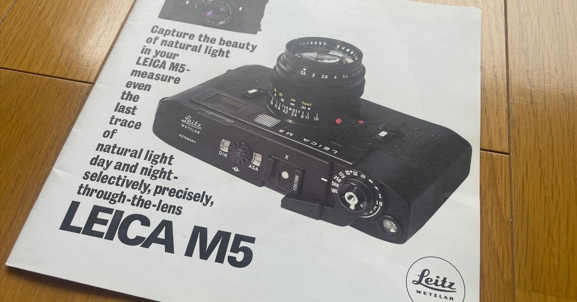 LEICA M5のカタログで掲載されていた、6つのお勧め装備｜MOJA MOJA