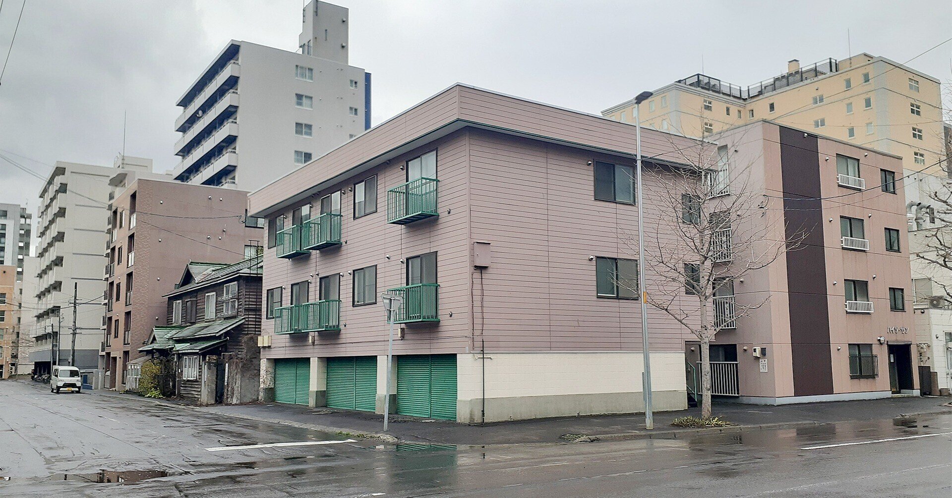 Amazon.co.jp: 北海道建設年鑑 2024/令和6年版 北海道建設新聞社