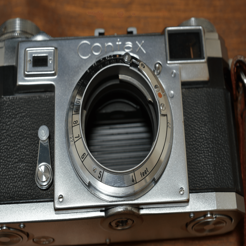 Contax Ⅱa & Zeiss Opton Biogon35mmF2.8｜と ご り ん