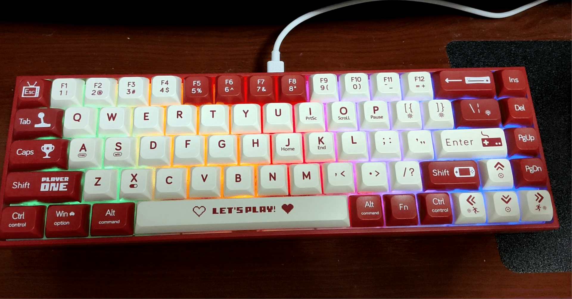 K.Kページ 約3,000円の格安メカニカルキーボード「AJAZZ AK680」茶軸レビュー