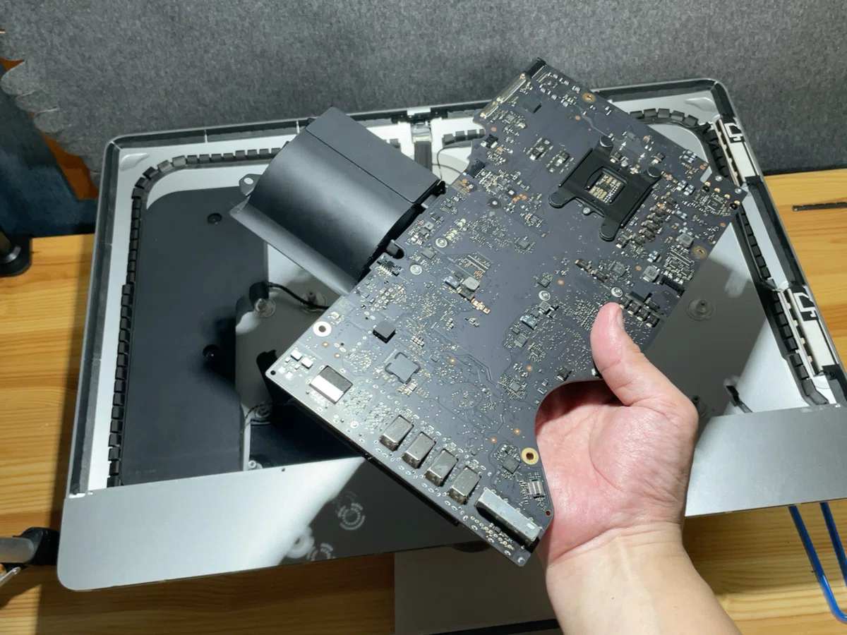 ノスタルジックMac】 iMac 2017 4K Retina を魔改造しちゃうぞ｜ドイのnote