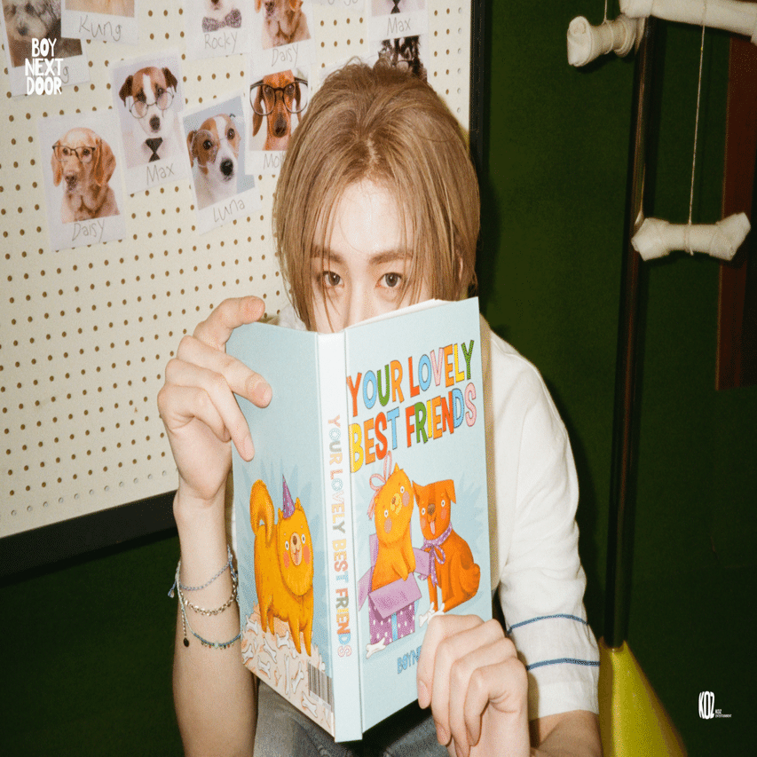 boynextdoor イハン フォト】BOYNEXTDOORイハン、魅力的なビジュアル…ソフトにハートのポーズ