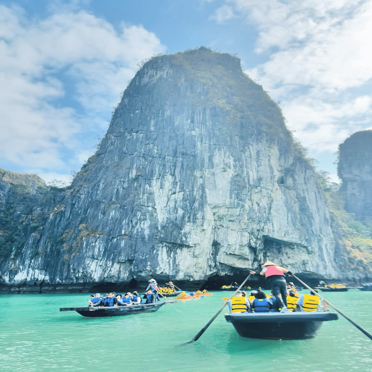 世界遺産⭐︎ハロン湾ツアーが最高って話。｜けろかな🐸 世界一周｜他