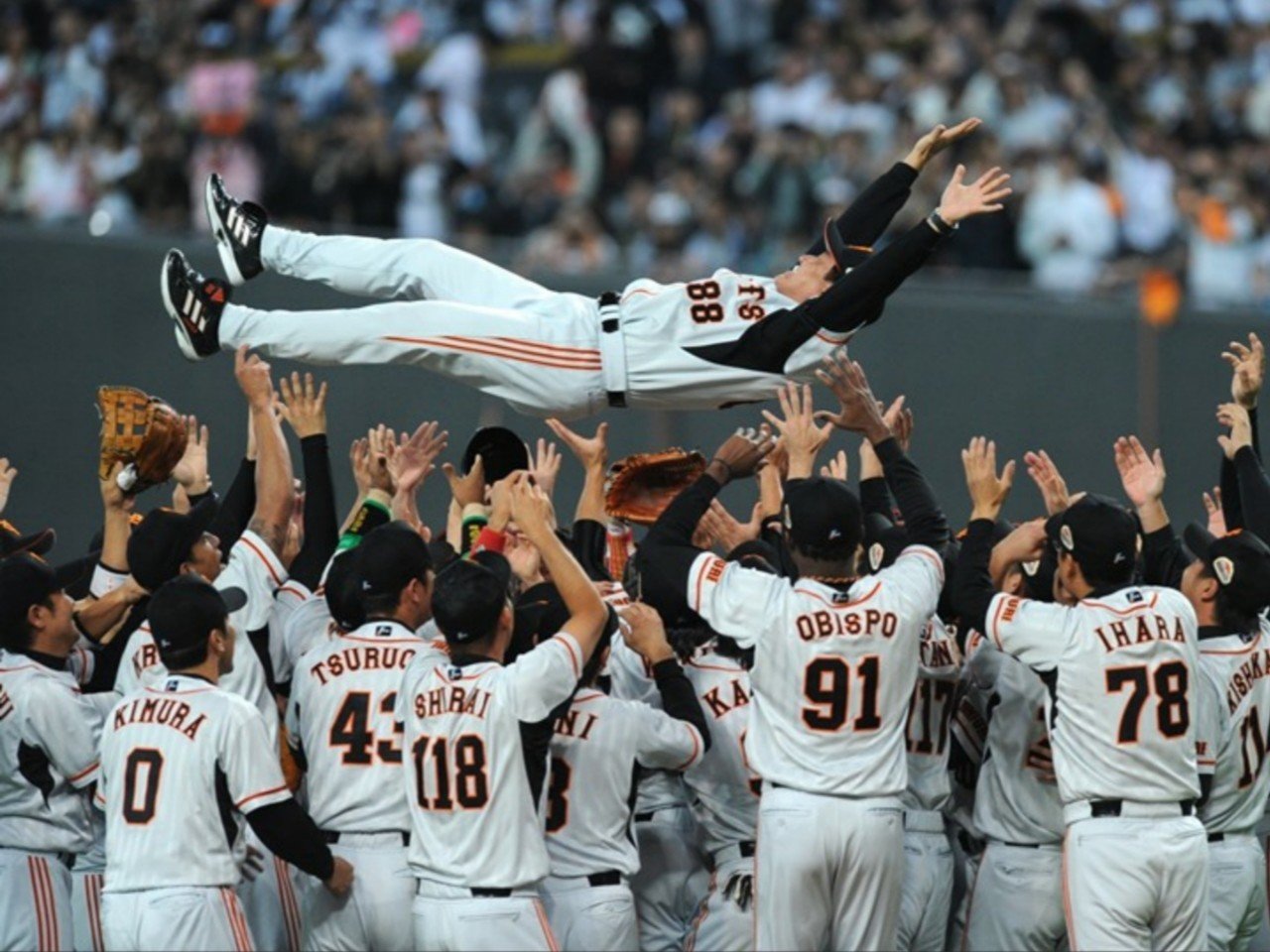読売巨人軍　ジャイアンツ　2009年選手デ―　李承燁　25　ボブルヘッドドール a8b1d52e4a9ebe4649ef7f5c97029f