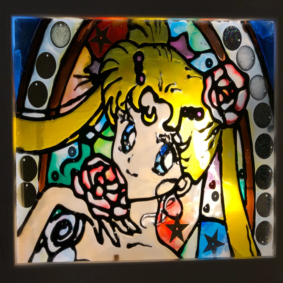 写真で見るガラス絵の具の使い方、ステンドグラスアートの作り方｜戸張