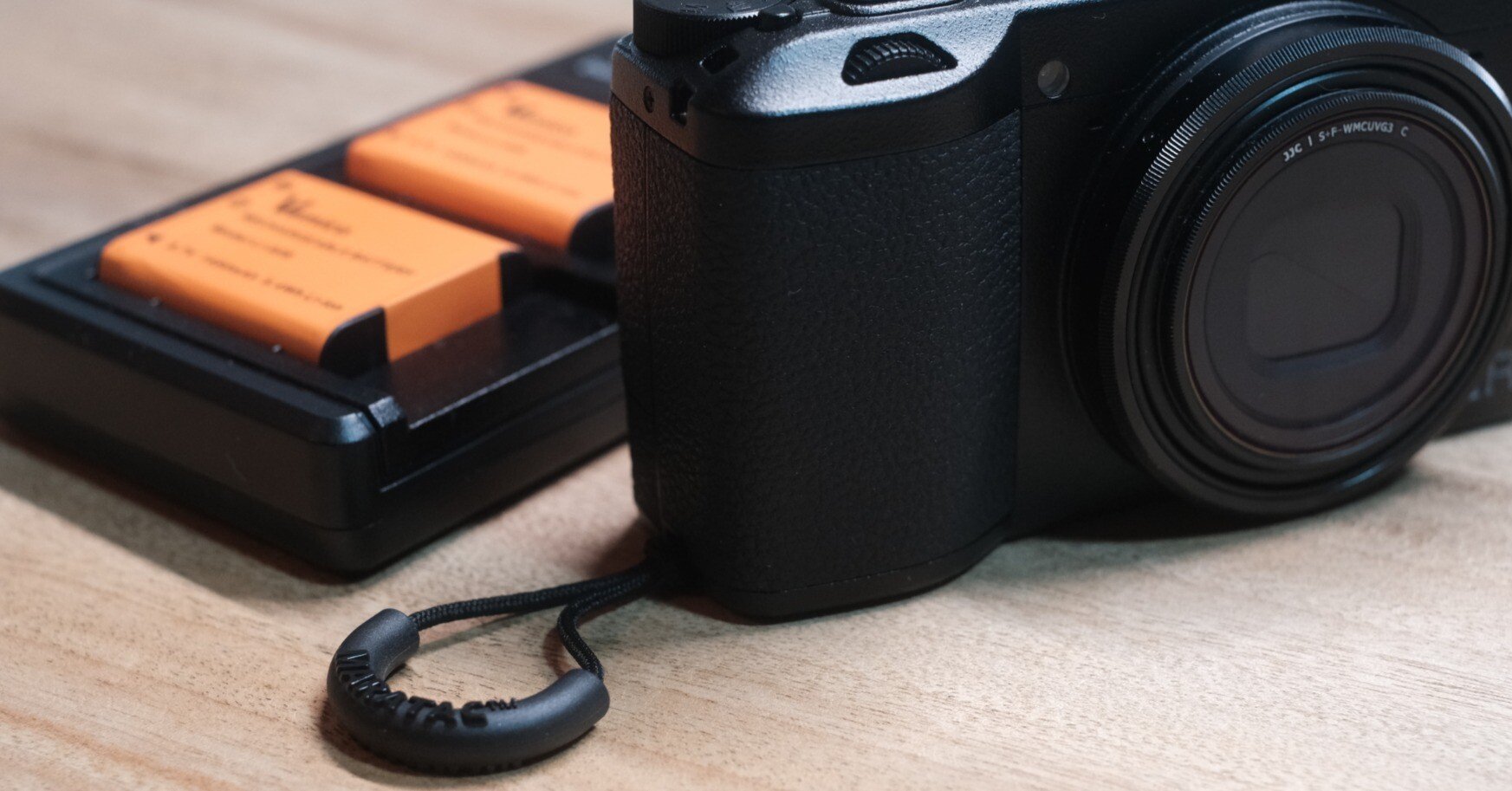 GRiiix アクセサリー付き　完備品 アクセサリー / RICOH GR III / GR IIIx / デジタルカメラ / 製品