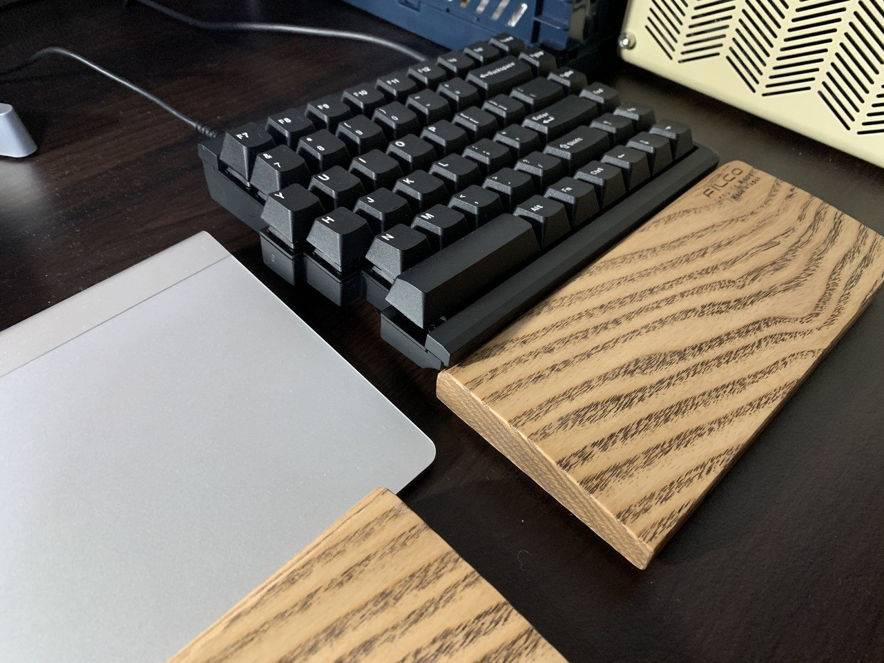 BAROCCO MD770向け　セパレート型　パームレスト Mistel Barocco MD770にパームレストを取り付けた｜なにがし