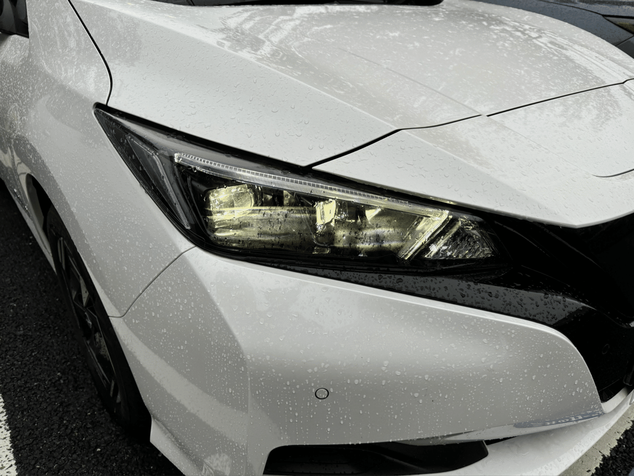 日産リーフ ZE1 LEDヘッドライト右側 最終値下げ中‼️