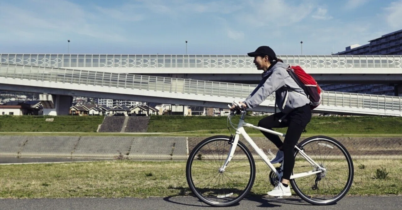 クロスバイクのハンドル幅を自分サイズにカットすれば乗り心地が良く 