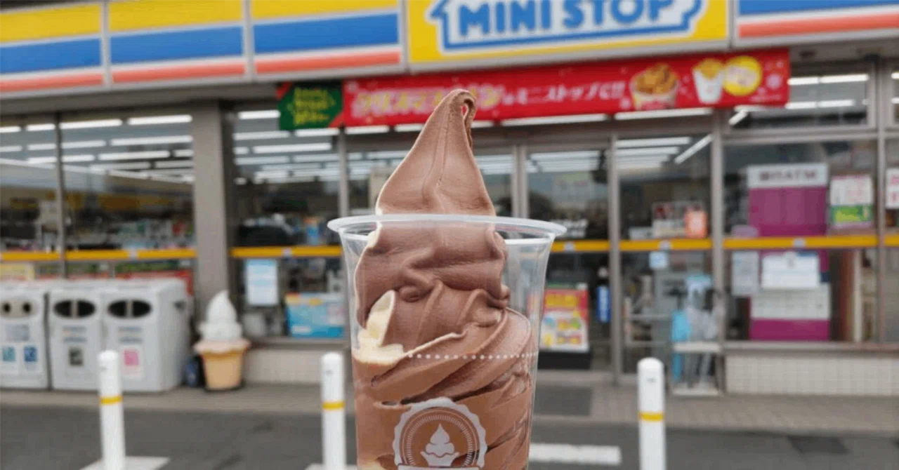 I tried eating a large soft-serve ice cream for free using Ministop ...