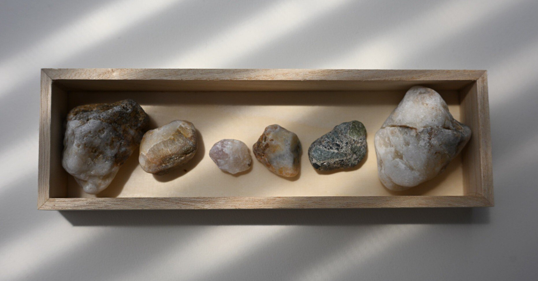 小豆島拾った石 静岡へ石拾い｜水嶋みず