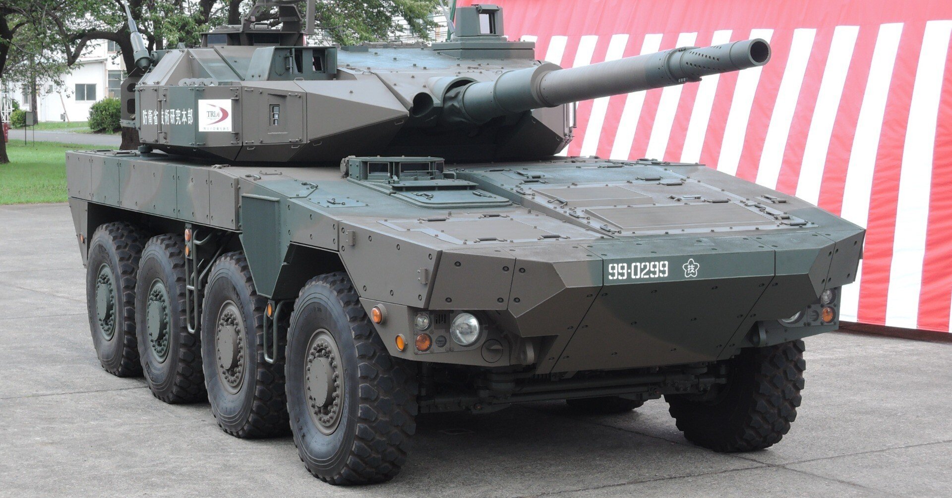 1/43 機動戦闘車(試作型) 1号車 防衛省技術研究本部 (2013
