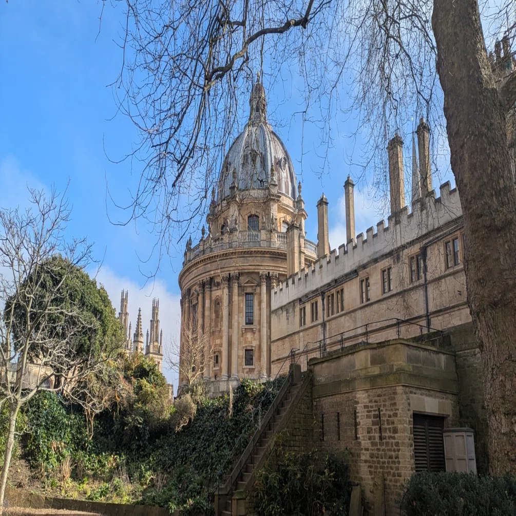 オックスフォード大学カレッジの福利厚生とは？？_Exeter Collgeを例に