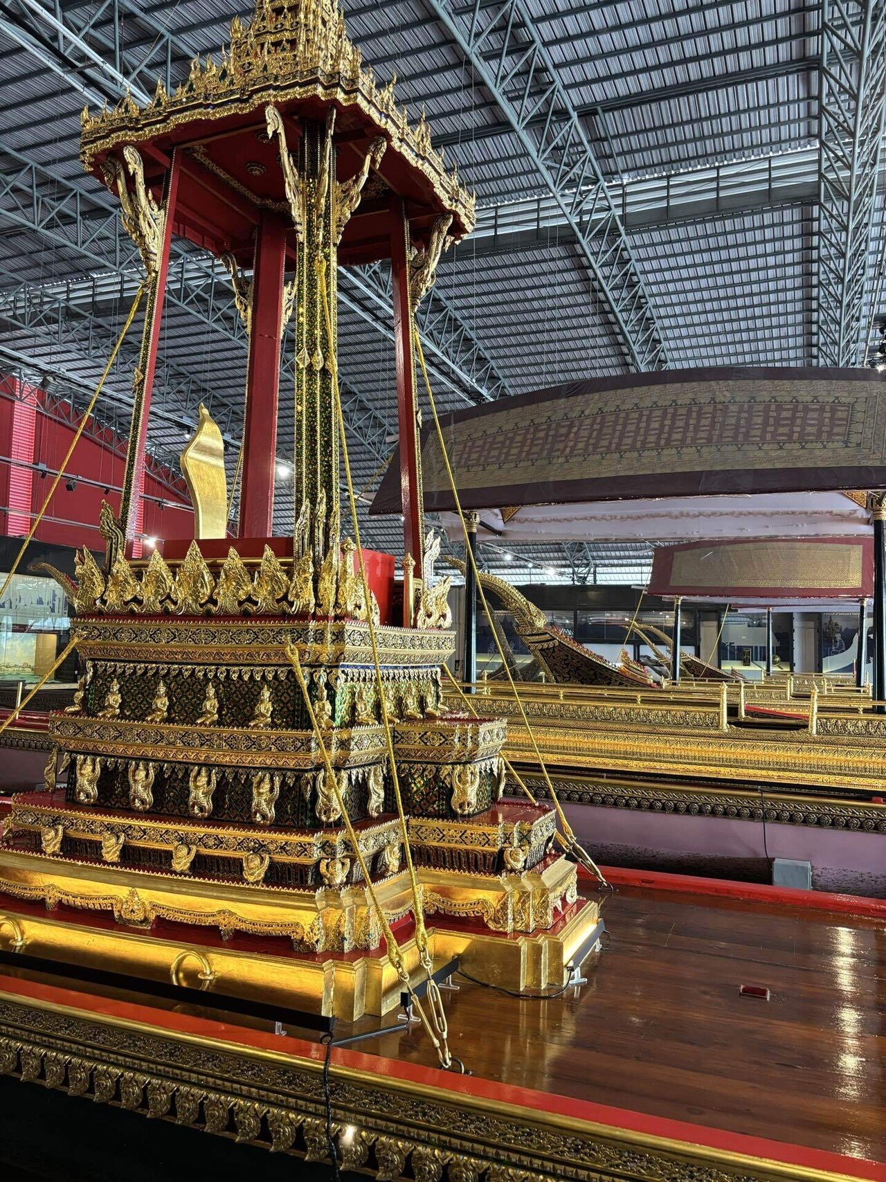 王室御座船博物館】迷路を抜けると出会える煌びやかなロイヤルバージ