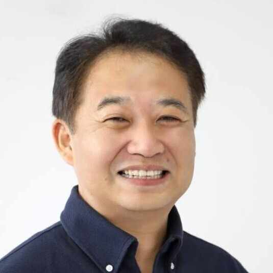 青森大学教授　佐藤淳