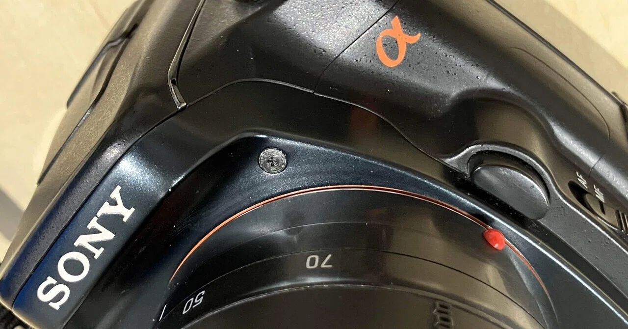 SONY α100 デジタル一眼レフカメラ動作未確認 今更ながら手に入れましたがお試し入門機に最適です』 SONY α100 DSLR