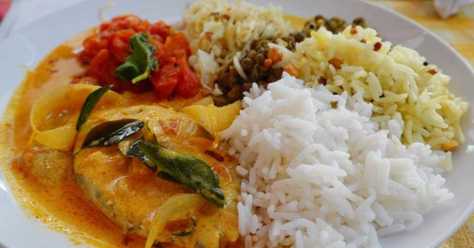 冷静で情熱的なコチのマダムにココナッツ香る南インド料理を習う インド ケララ州 料理教室参加レポート Mari Tateno Note