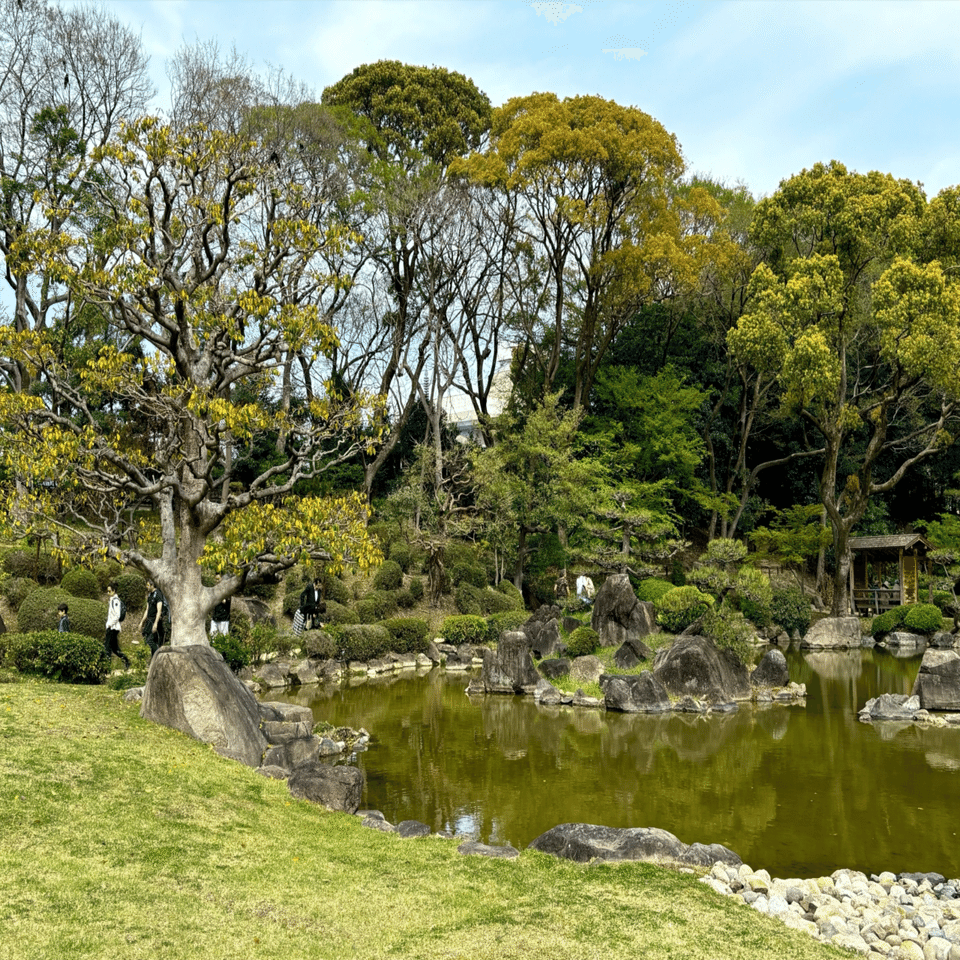春いろさんぽ 《慶沢園とさすらいの青鷺編》｜いろ