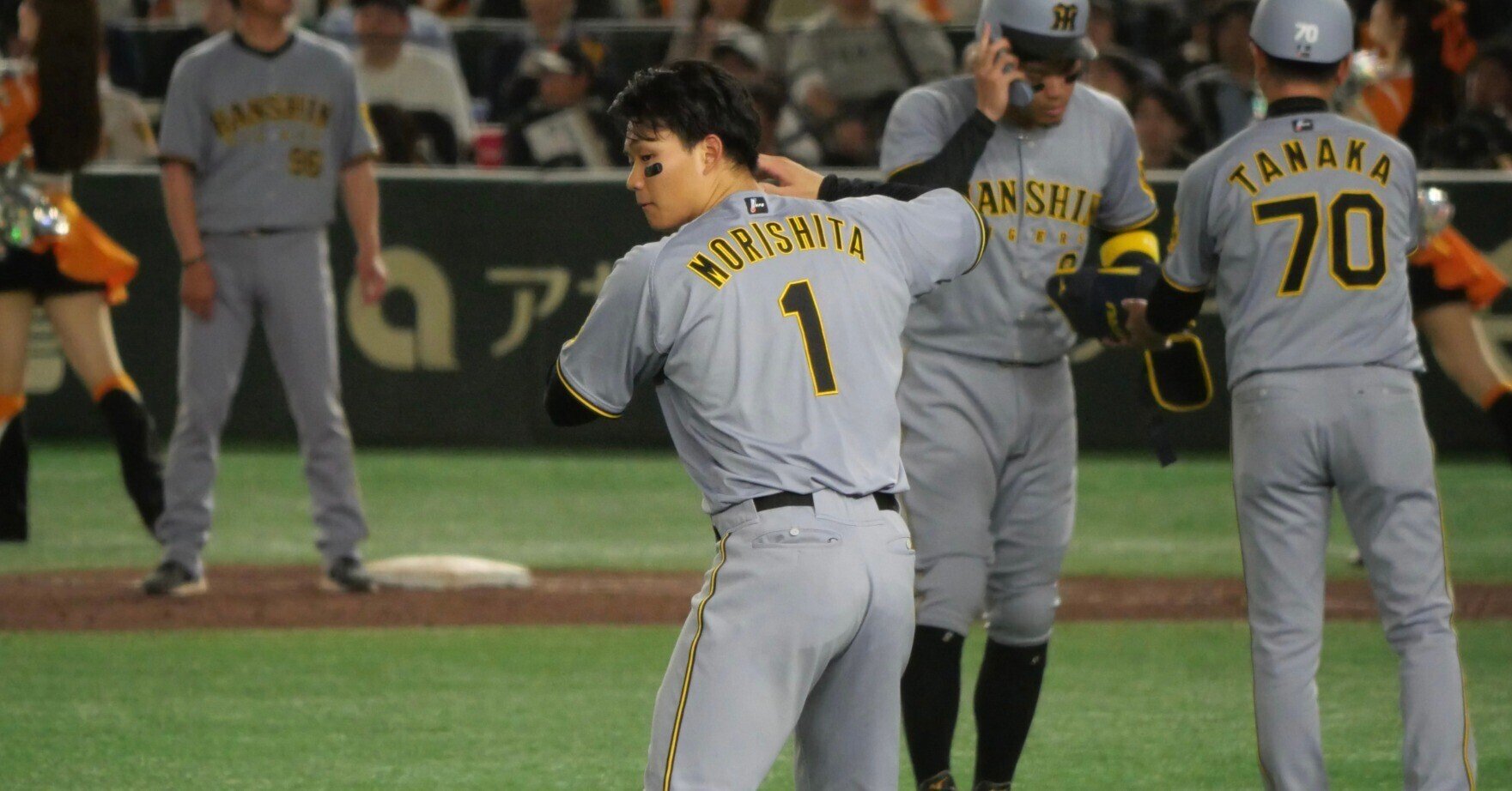 通路側 4/13 (土）阪神VS中日 ライト9～13段の間 通路