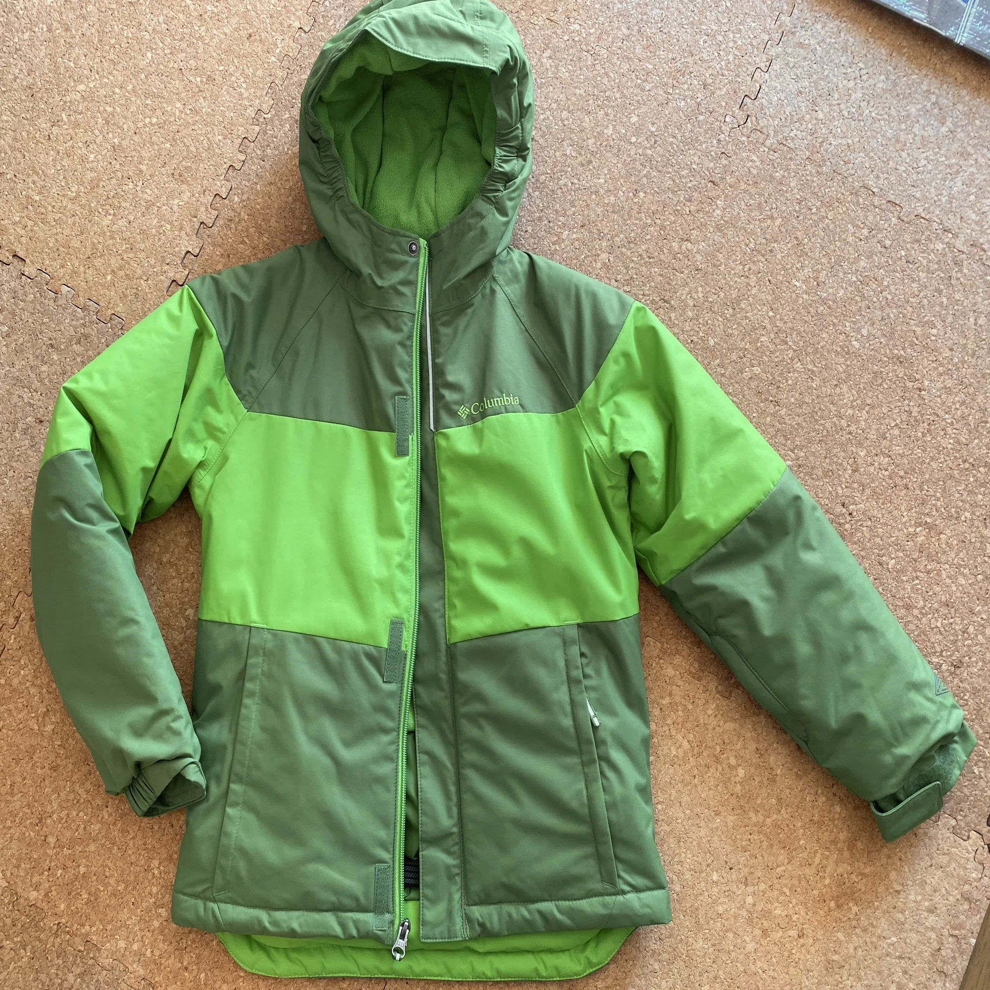 Columbiaのジュニア用スキーウェアを購入。｜meg