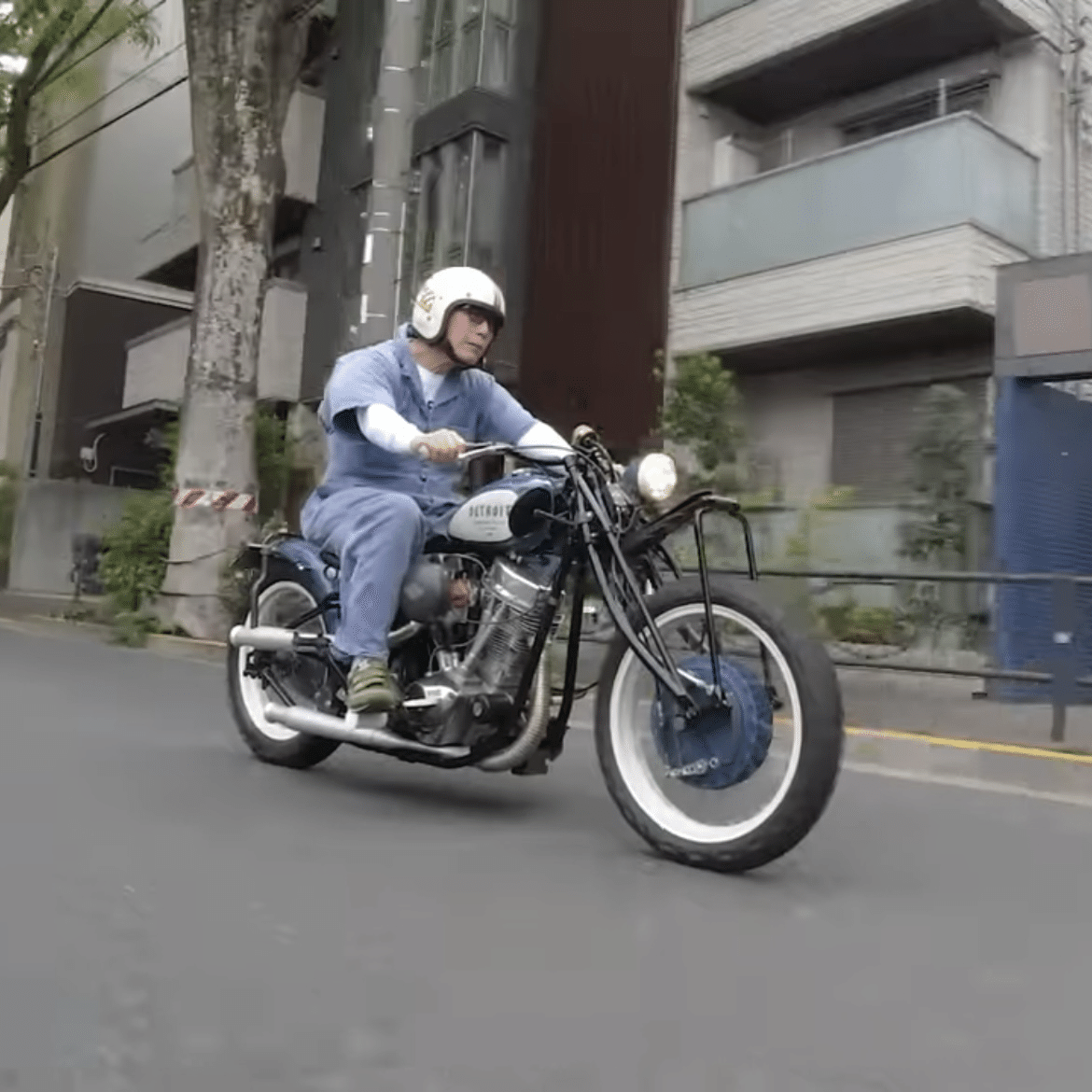 世田谷ベース｜茶々