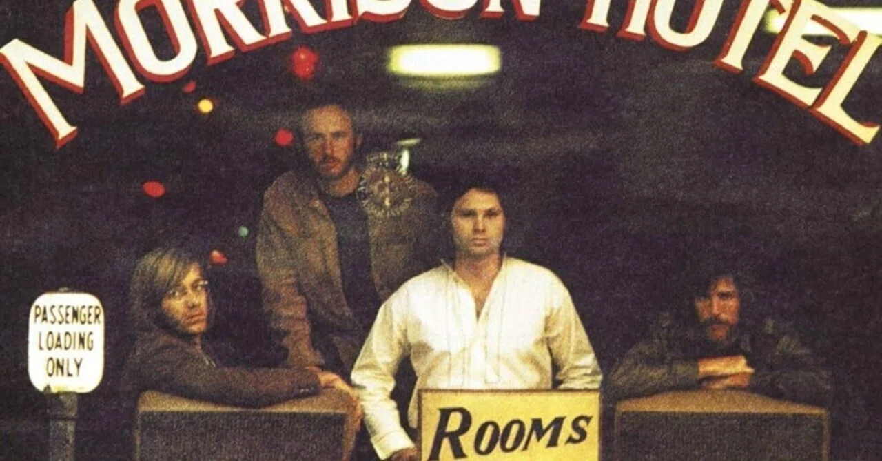 The Doors - Waiting for the Sun (1970)｜momo