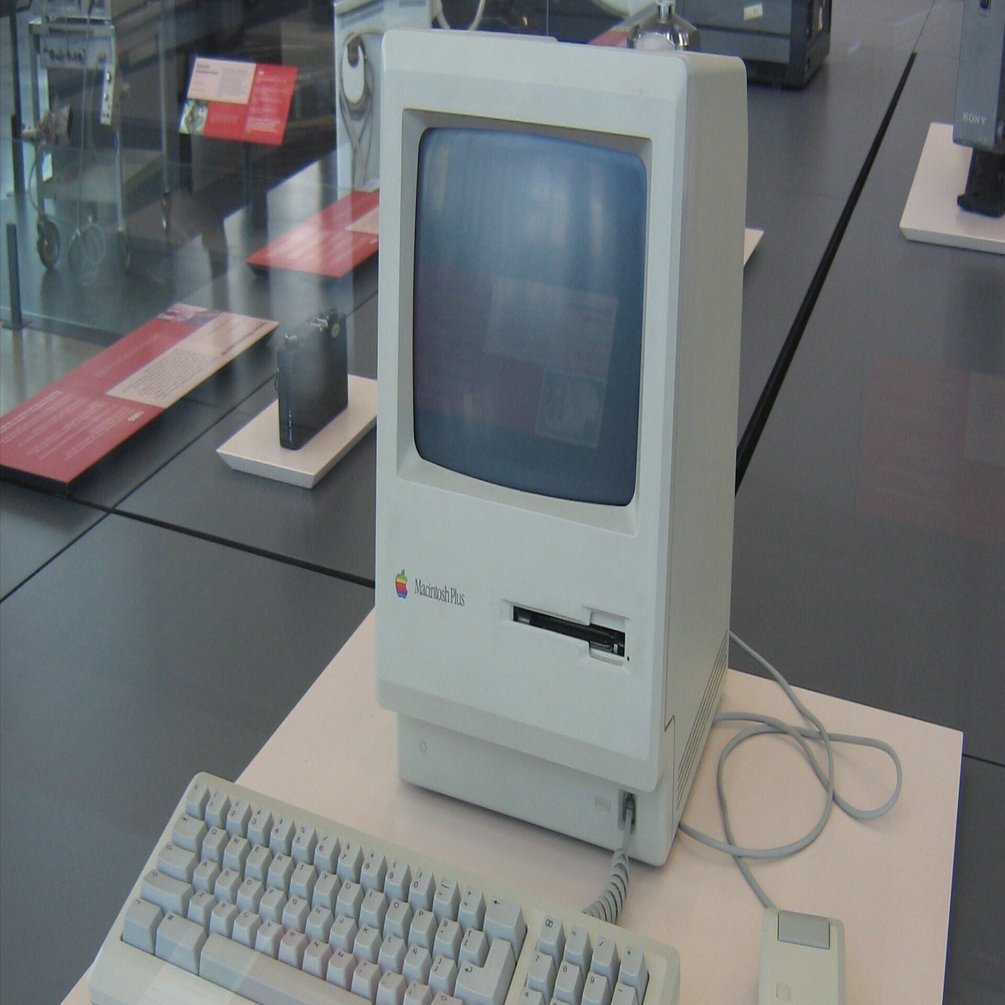 クラシックMacの進化 - Plus と SE｜kzn