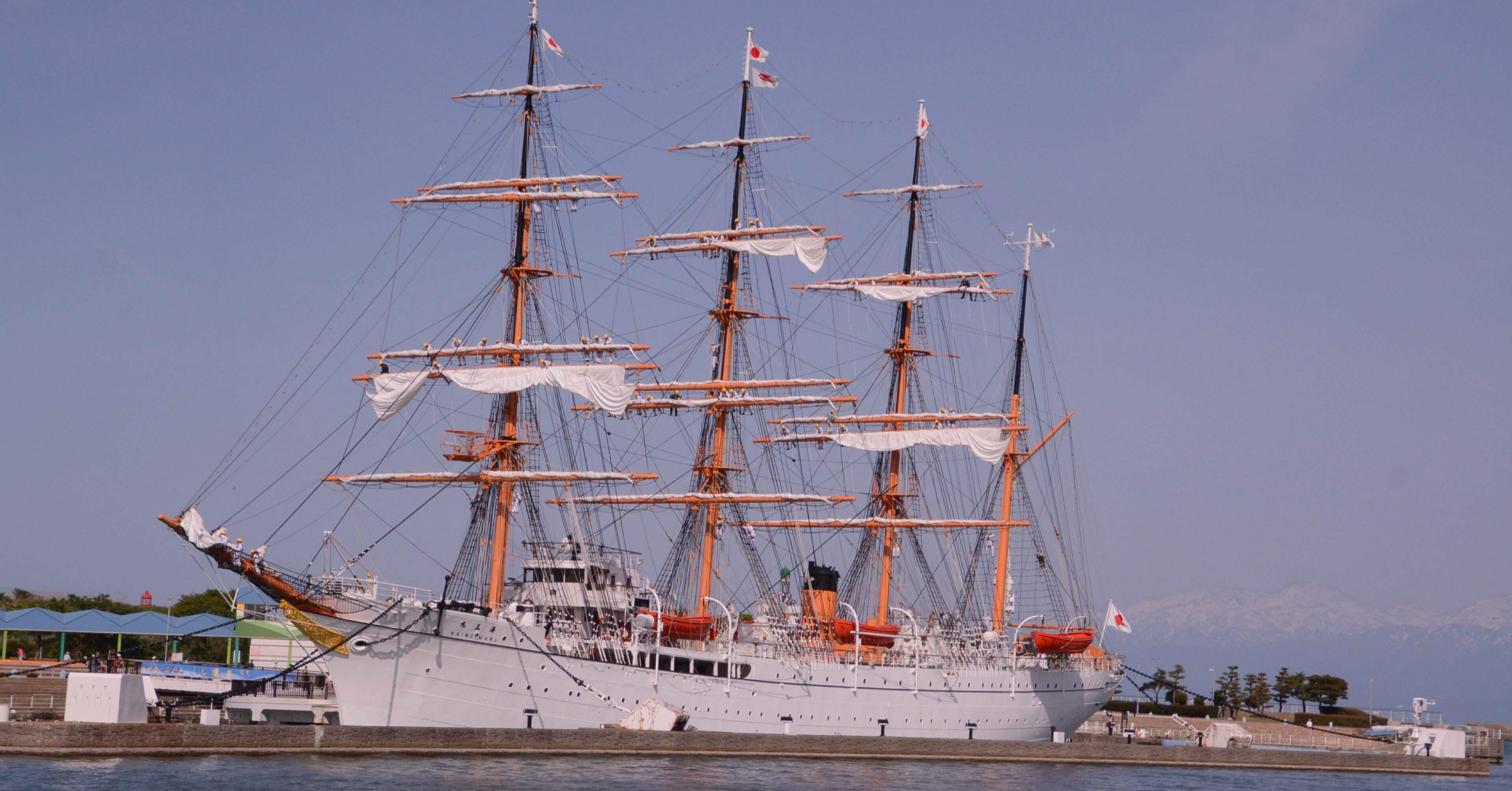 f700460261b42b36d1c326cf4cdbb9