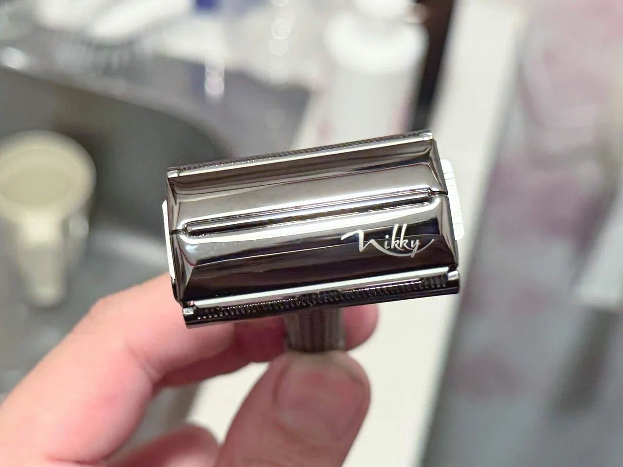 Gillette 両刃ホルダー 本体 専用ケース付き 道具】［ニッキー］国産の両刃カミソリホルダー買ってみた。【日本利器