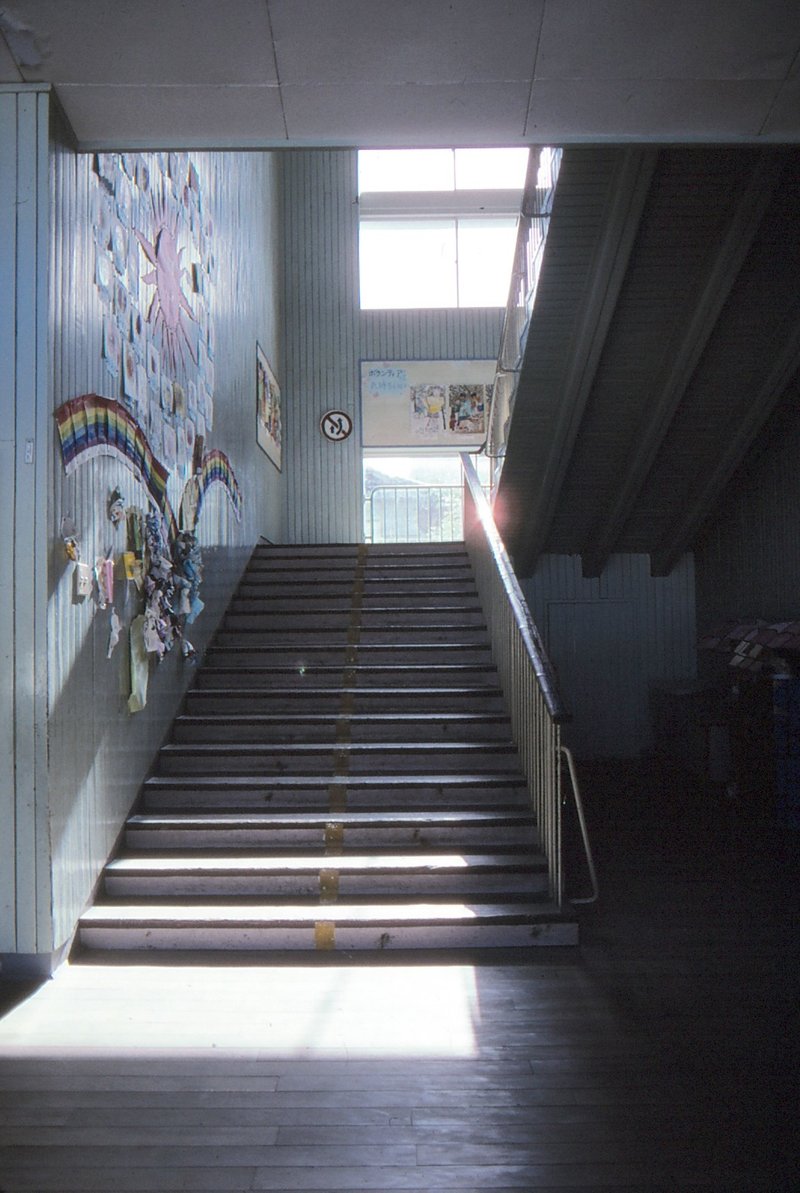 024江戸岡小階段