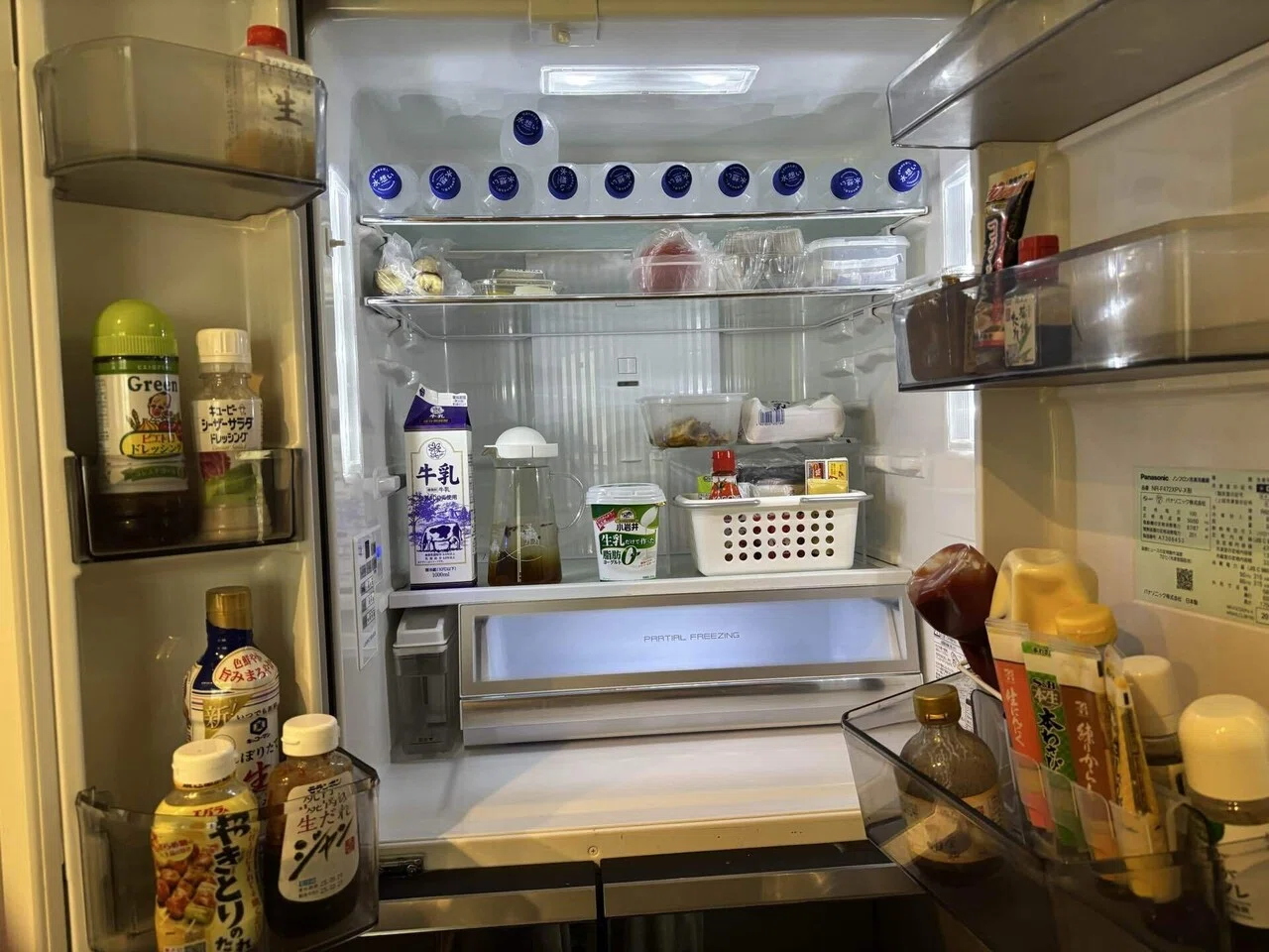 冷蔵庫に何が入っているか忘れてしまう病にかかっている。｜神崎さやか