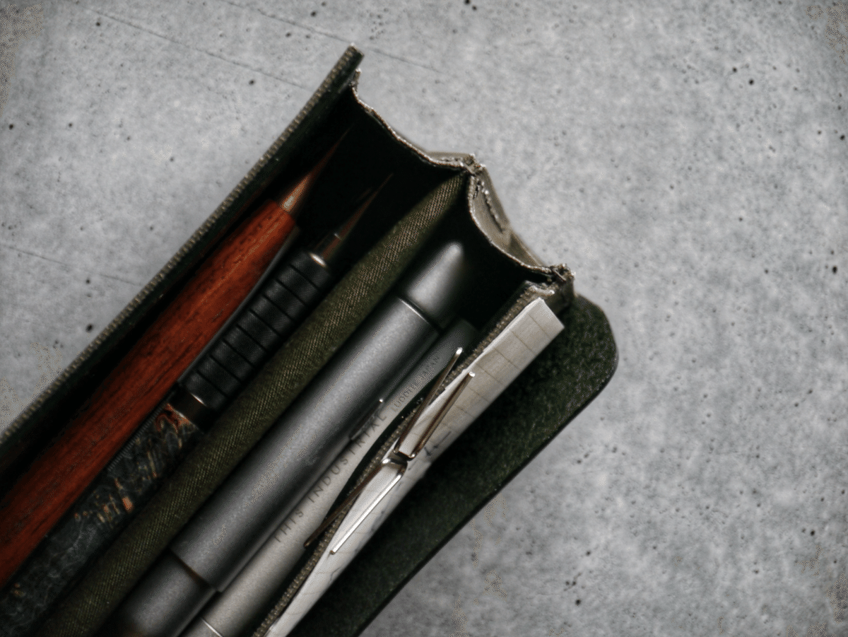 筆記具 POSTALCO toolbox black POSTALCO ポスタルコ | ツールボックス レザーペンケース