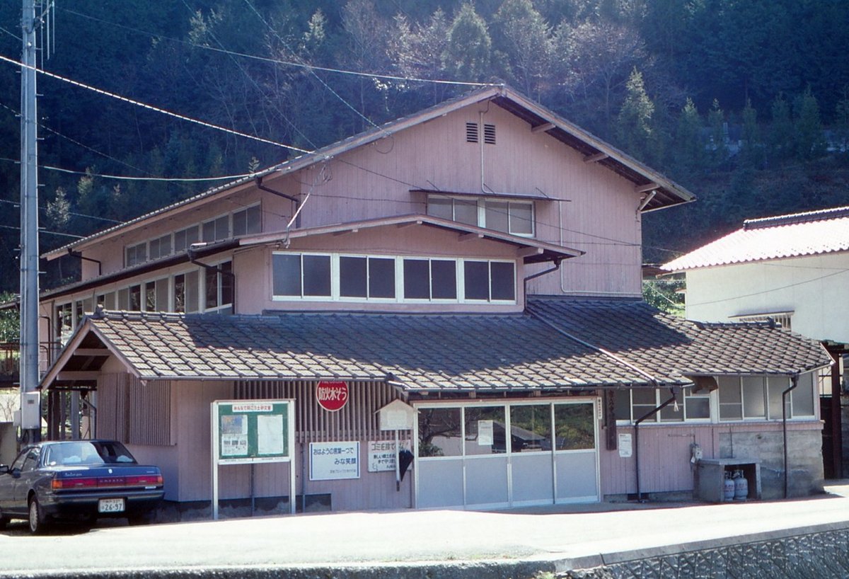 004中津川公民館正面