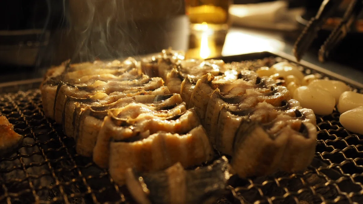 美味しそうに焼き上がったうなぎ