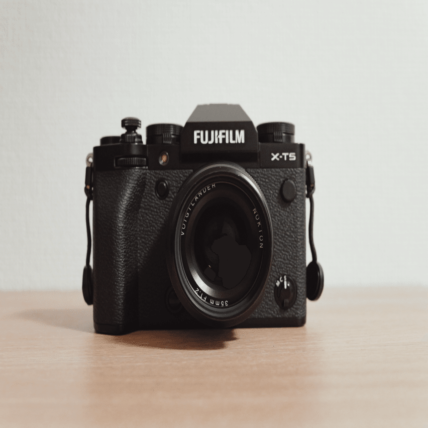 ゆっくり撮るって、ちょっといい」。X-T5とフォクトレンダーがくれた